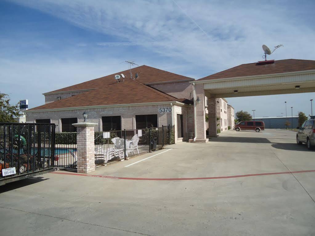 Red Roof Inn Fort Worth - Saginaw Exterior foto